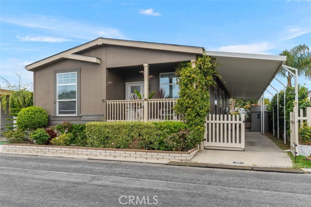Detail Gallery Image 2 of 50 For 3595 Santa Fe Ave #90,  Long Beach,  CA 90810 - 3 Beds | 2 Baths