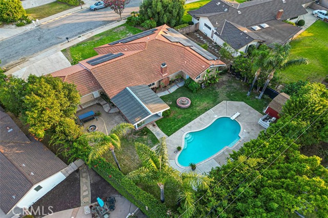 1073 E Knollcrest Drive, Covina CA: https://media.crmls.org/medias/72a23304-cb75-4979-bd18-1badc8282196.jpg