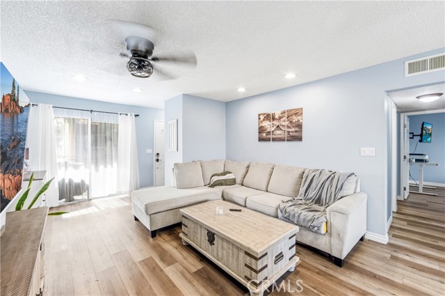 Detail Gallery Image 13 of 47 For 21522 Belshire, Hawaiian Gardens,  CA 90716 - 2 Beds | 2 Baths