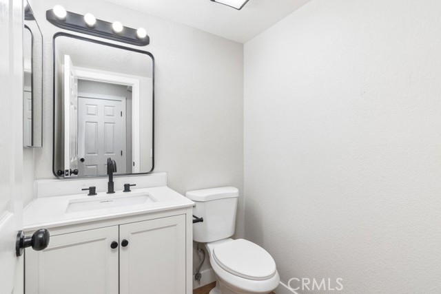 Detail Gallery Image 15 of 28 For 1132 N Chestnut Ave, Rialto,  CA 92376 - 3 Beds | 2/1 Baths