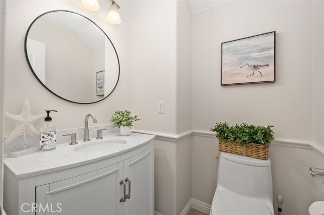 Detail Gallery Image 17 of 33 For 18742 Calera Ln, Huntington Beach,  CA 92648 - 4 Beds | 4/1 Baths