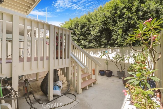 1133 7th Place, Hermosa Beach CA: https://media.crmls.org/medias/72a48432-2321-403a-8312-9c90a1eba427.jpg
