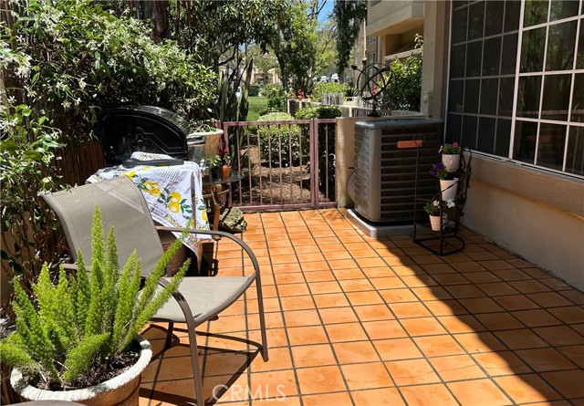 Detail Gallery Image 22 of 30 For 121 Pasto Rico, Rancho Santa Margarita,  CA 92688 - 2 Beds | 2/1 Baths