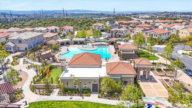 Detail Gallery Image 9 of 50 For 1901 Aliso Canyon Dr, Lake Forest,  CA 92610 - 5 Beds | 4 Baths