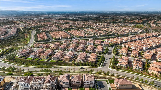 Detail Gallery Image 74 of 75 For 102 Glydon, Irvine,  CA 92618 - 3 Beds | 2/1 Baths