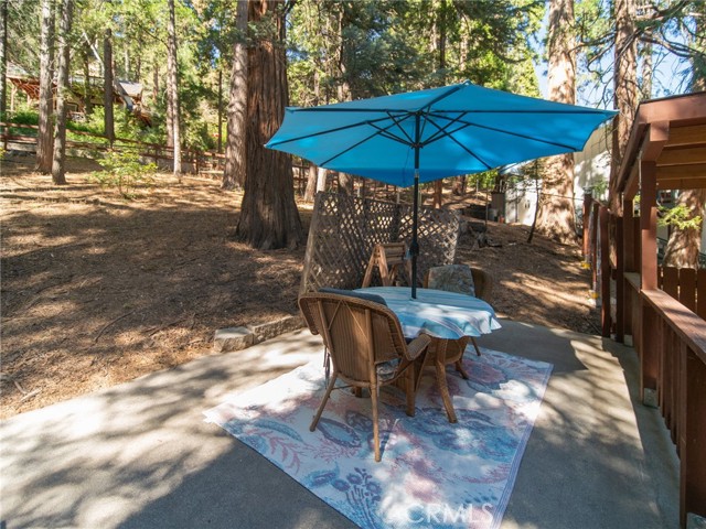 Detail Gallery Image 38 of 40 For 862 Strawberry Peak Rd, Twin Peaks,  CA 92391 - 2 Beds | 1/1 Baths