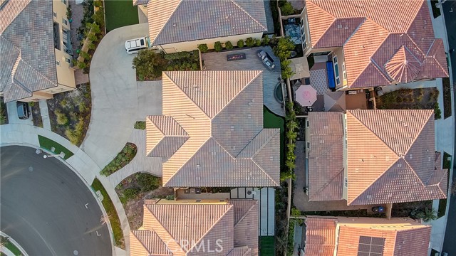 72a7669d 3910 4230 B469 757a1ddb28fe