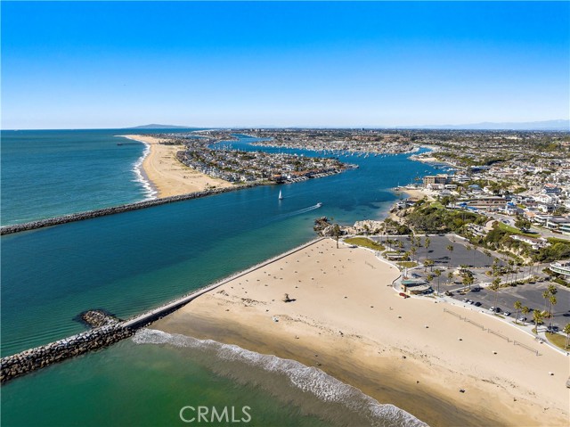 Detail Gallery Image 21 of 29 For 2741 Bungalow Pl, Corona Del Mar,  CA 92625 - 2 Beds | 2 Baths