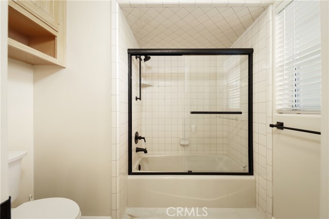 Detail Gallery Image 25 of 54 For 7301 Calle Sagrada, Bakersfield,  CA 93309 - 5 Beds | 4 Baths