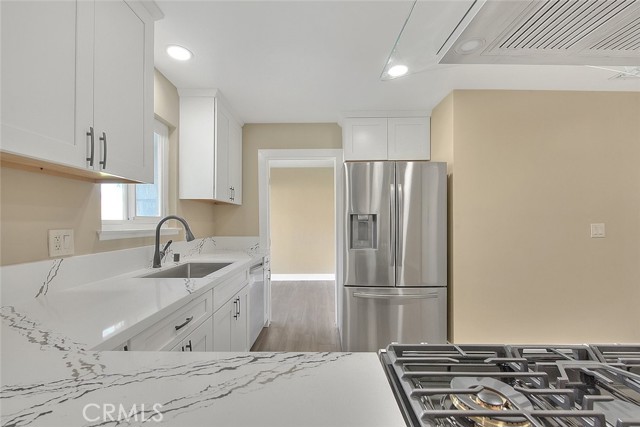 Detail Gallery Image 10 of 31 For 340 W Caroline St, Ontario,  CA 91762 - 7 Beds | 4 Baths