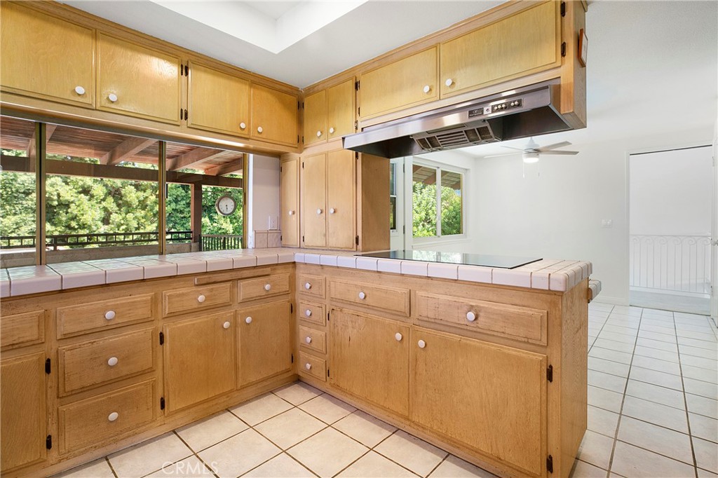 MLS #OC25241749 image #12