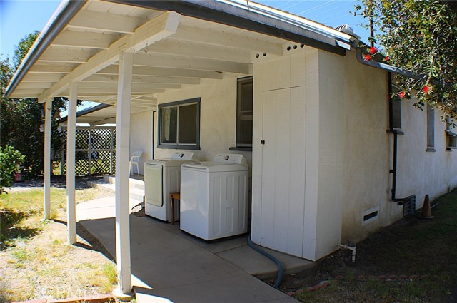 Detail Gallery Image 13 of 29 For 13838 Redlands, Moreno Valley,  CA 92555 - 2 Beds | 1 Baths