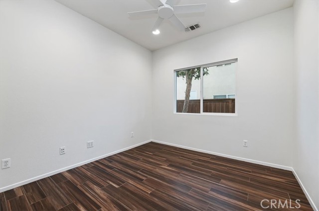 Detail Gallery Image 21 of 39 For 40355 Miklich, Murrieta,  CA 92563 - 4 Beds | 2 Baths