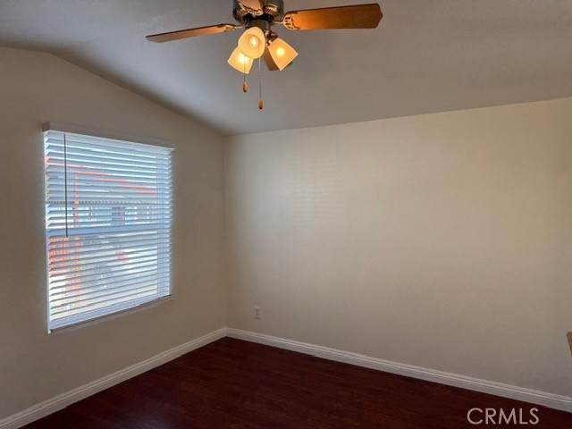 Detail Gallery Image 11 of 17 For 11101 Imperial Highway #48,  Norwalk,  CA 90650 - 1 Beds | 1 Baths