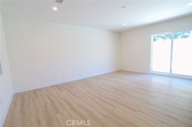 Detail Gallery Image 19 of 35 For 8129 Radford Ave, North Hollywood,  CA 91605 - 6 Beds | 4 Baths