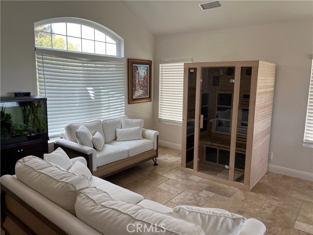 Detail Gallery Image 2 of 37 For 703 S Morningstar Dr, Anaheim,  CA 92808 - 3 Beds | 2/1 Baths