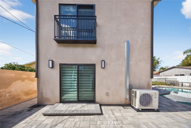 Detail Gallery Image 24 of 31 For 8334 Calvin Ave, Northridge,  CA 91324 - 2 Beds | 3 Baths