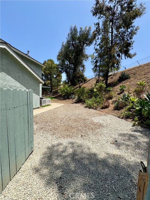 3050 Wildwood Avenue, Thousand Oaks CA: https://media.crmls.org/medias/72af6d27-a7d5-4104-8f07-89e7174eb477.jpg