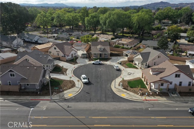 Front Image Thumbnail for CRIV25252357