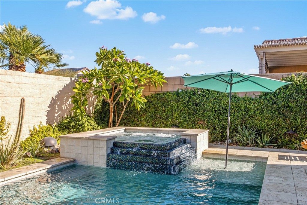 MLS #OC25267259 image #25