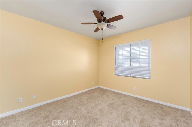 39600 Calle Gayube, Hemet CA: https://media.crmls.org/medias/72b054ee-2f9c-487f-b86a-12c164c2adb5.jpg
