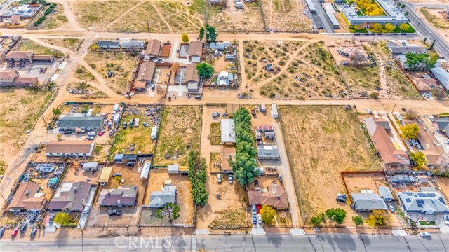 11389 Lee Ave., Adelanto CA: https://media.crmls.org/medias/72b05ba1-4c90-492a-91cd-1d042a531704.jpg