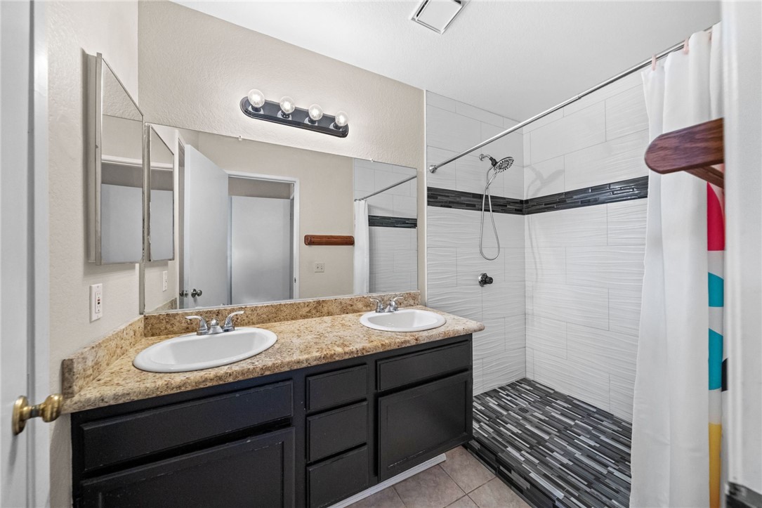 Detail Gallery Image 8 of 25 For 24432 Trails End Dr, Murrieta,  CA 92562 - 3 Beds | 2 Baths