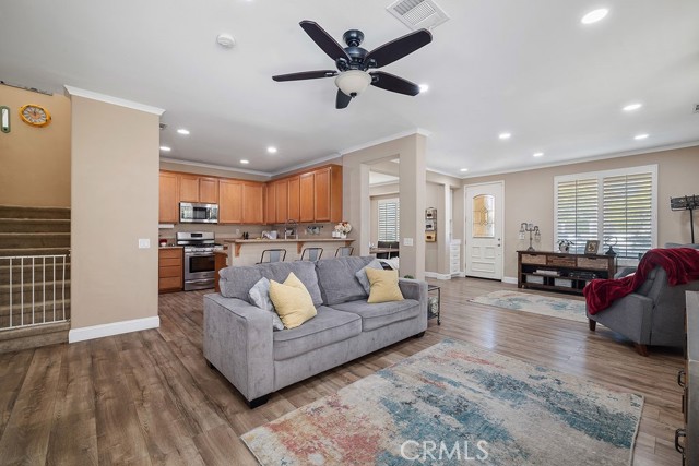 24136 Willowbrooke Court, Valencia CA: https://media.crmls.org/medias/72b27b60-ec69-4c74-ad1b-c508ca52d0fe.jpg