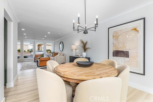 Detail Gallery Image 7 of 38 For 4401 Cezanne Ave, Woodland Hills,  CA 91364 - 4 Beds | 3 Baths