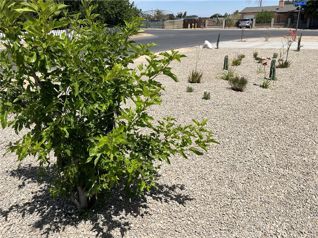 https://media.crmls.org/medias/72b2e82c-fd2a-4289-8c93-6c2617161dac.jpg?preset=X-Large