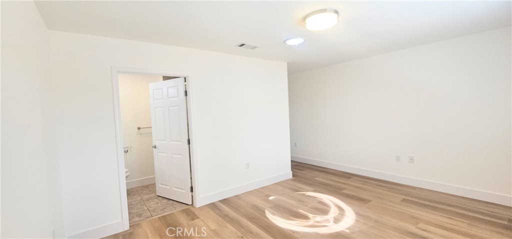 https://media.crmls.org/medias/72b3034d-d0e1-472f-899f-8e97d0f13bd1.jpg?preset=X-Large