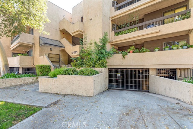 2121 Scott Rd #206, Burbank, CA 91504