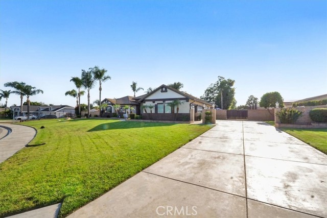 11882 Orgren Street, Chino CA: https://media.crmls.org/medias/72b66ca9-deac-457e-9f64-0255892c52d4.jpg