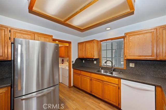 28223 North Bay, Lake Arrowhead, CA 92352