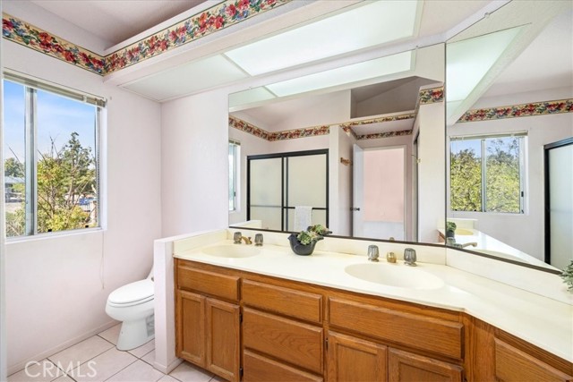41880 Humber Dr., Temecula CA: https://media.crmls.org/medias/72b7075c-1478-41b2-8e98-c3da87cf1f42.jpg