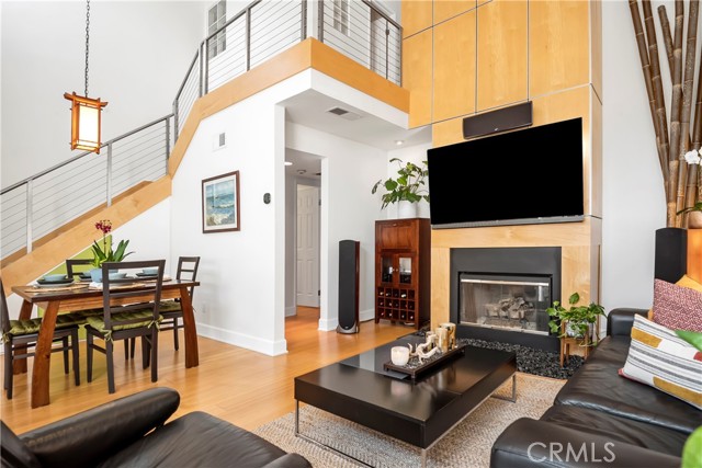 2217 Vanderbilt Lane, Redondo Beach, California 90278, 2 Bedrooms Bedrooms, ,1 BathroomBathrooms,Residential,Sold,Vanderbilt,SB21208865