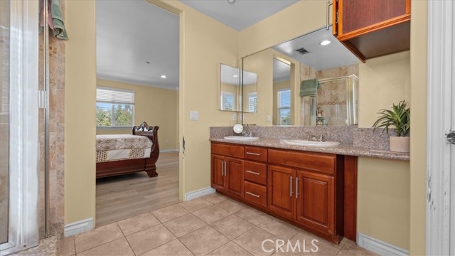 10115 Onyx Way, Riverside CA: https://media.crmls.org/medias/72b8b35b-6b12-49b3-bf89-35efd9f692dc.jpg