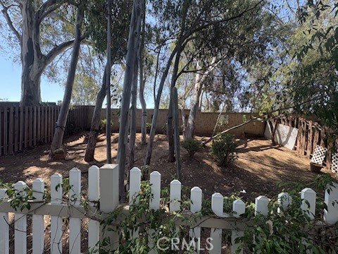 Detail Gallery Image 12 of 12 For 24362 Woodwalk, Lake Forest,  CA 92630 - 3 Beds | 2/1 Baths