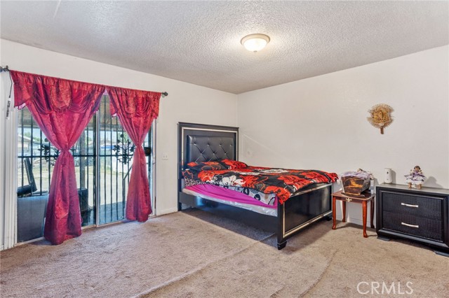 Detail Gallery Image 33 of 51 For 812 Southgate Dr, Bakersfield,  CA 93307 - 3 Beds | 2 Baths