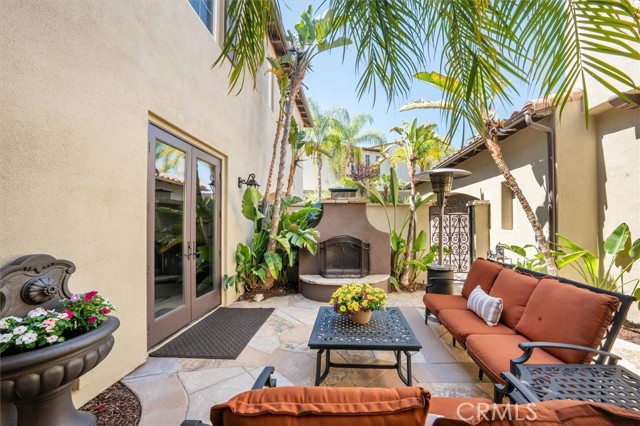 24816 Los Altos Drive, Valencia CA: https://media.crmls.org/medias/72b96675-0a4f-498c-8374-07993faa0499.jpg