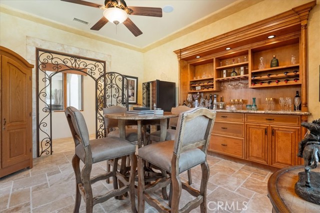 1917 Santa Margarita Drive, Fallbrook CA: https://media.crmls.org/medias/72bad682-809d-4bdd-94b9-1ef8a9457725.jpg