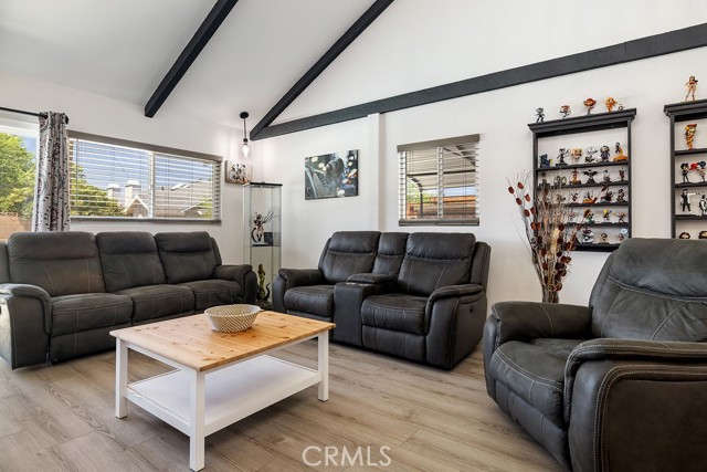 41841 55th W Street, Lancaster CA: https://media.crmls.org/medias/72bb9063-2cc4-4538-8815-241569a03eaa.jpg