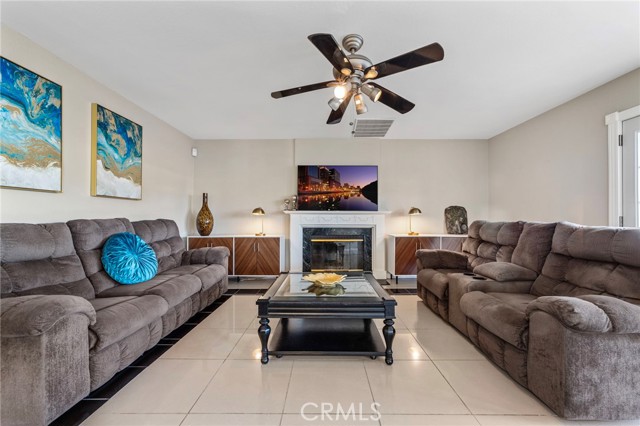 Detail Gallery Image 21 of 69 For 40236 Holden Cir, Temecula,  CA 92591 - 5 Beds | 3 Baths