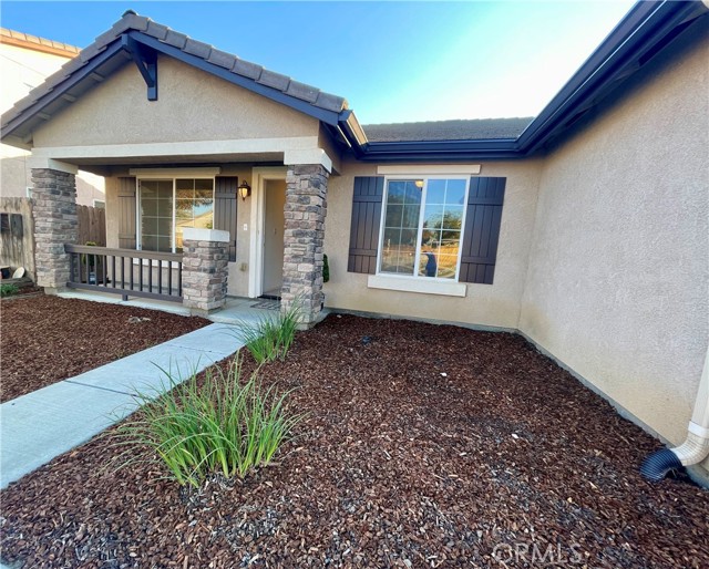 Detail Gallery Image 2 of 22 For 2133 W Tudor Ln, Hanford,  CA 93230 - 3 Beds | 2 Baths