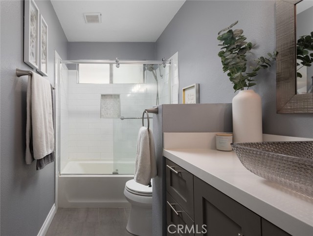 Detail Gallery Image 10 of 24 For 1000 W Macarthur Bld #11,  Santa Ana,  CA 92707 - 2 Beds | 1 Baths