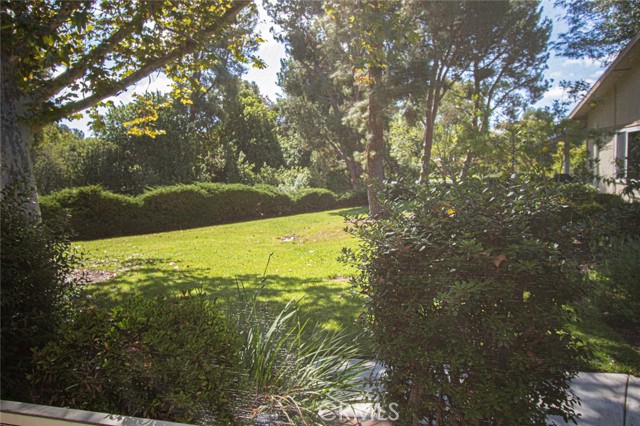 Detail Gallery Image 8 of 22 For 594 Avenida Majorca a,  Laguna Woods,  CA 92637 - 2 Beds | 1 Baths