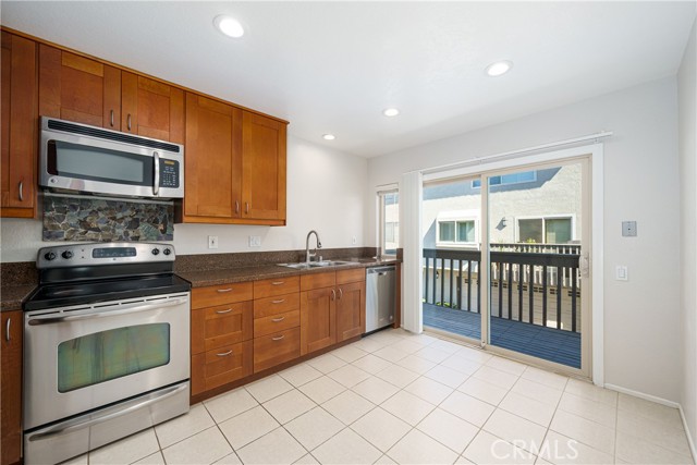 Detail Gallery Image 20 of 45 For 5 Starshine #3,  Irvine,  CA 92603 - 3 Beds | 2/1 Baths