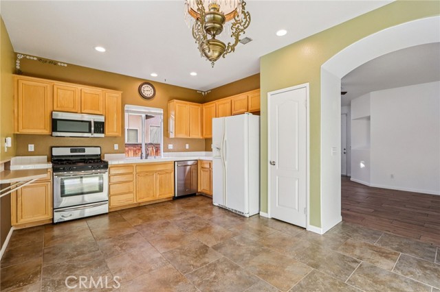 Detail Gallery Image 6 of 19 For 124 Shoal Reef Ave, San Jacinto,  CA 92583 - 3 Beds | 2 Baths