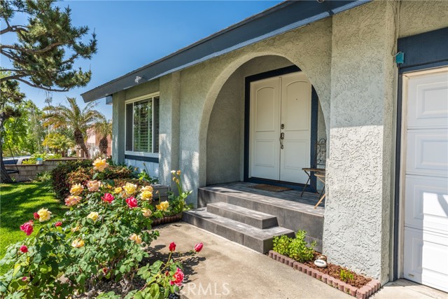 Detail Gallery Image 4 of 44 For 2247 Bella Ave, Upland,  CA 91784 - 4 Beds | 3 Baths