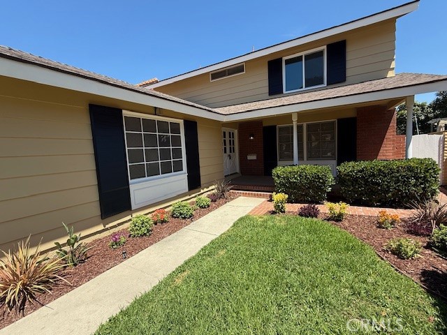 13527 Edgefield Street, Cerritos CA: https://media.crmls.org/medias/72bfc441-2b6d-4eb9-ad8d-e4c6f9581d4f.jpg